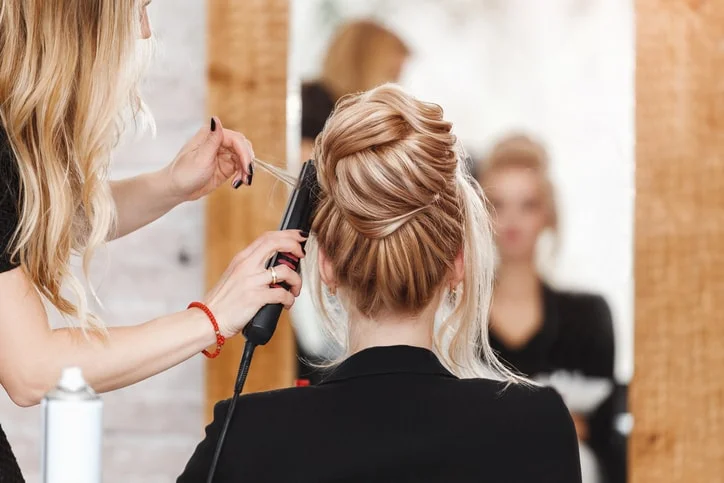 Todo sobre la carrera de estilista profesional