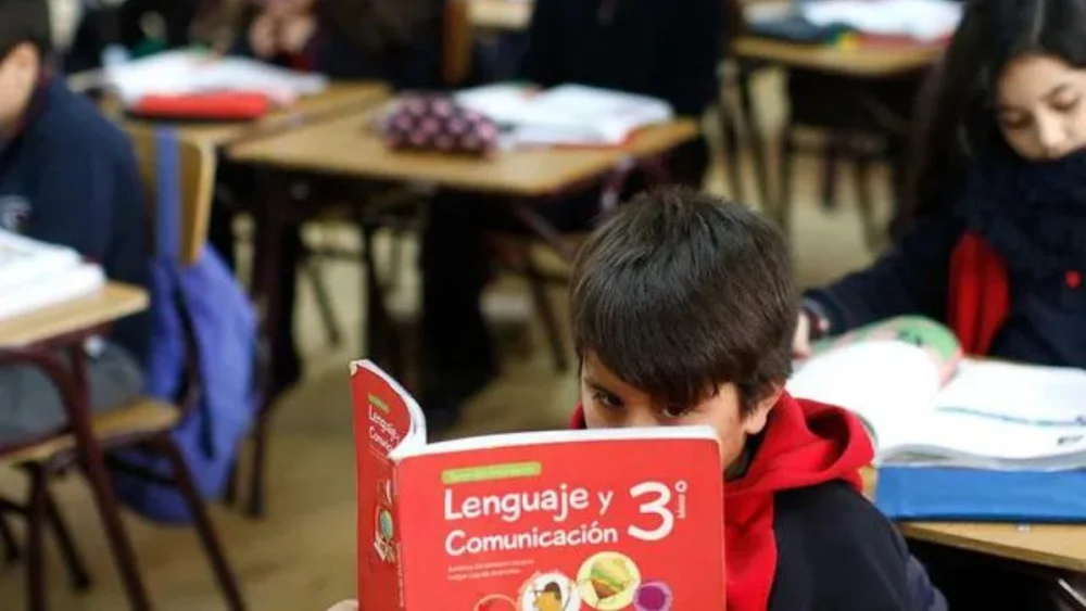 Descubre los requisitos indispensables para solicitar el bono por asistencia escolar en Chile