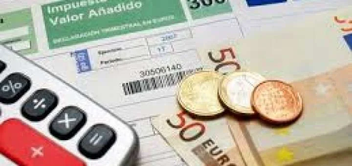 Guía completa para solicitar la devolución del IVA a turistas extranjeros en España: ¡Ahorra dinero en tus compras!
