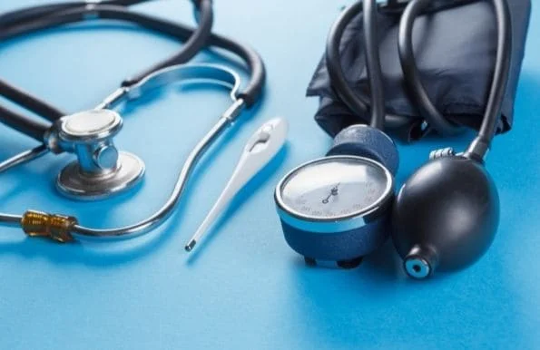 Guía completa: Trámites para importar equipos médicos en Bolivia. ¡Descubre los pasos a seguir aquí!